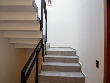ESTRENA CASA EN FRAILES RESIDENCIAL