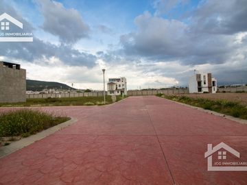 ESTRENA CASA EN FRAILES RESIDENCIAL