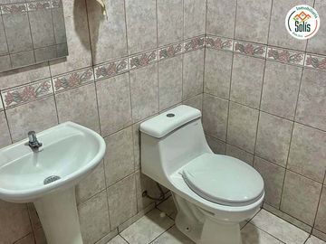 Alquilo LOCAL COMERCIAL REF. hOSPITAL SIMÓN BOLÍVAR