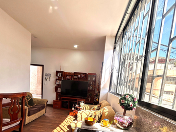 EN VENTA CASA EN SAN JUAN CENTRO NORTE DE QUITO