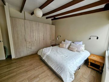LINDA CASA REMODELADA A UNA CUADRA DEL MALECÓN DE MIRAFLORES