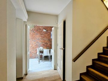 LINDA CASA REMODELADA A UNA CUADRA DEL MALECÓN DE MIRAFLORES