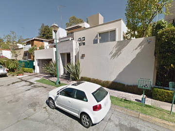 LUJOSA CASA A LA VENTA EN LA HERRADURA, NAUCALPAN DE JUAREZ