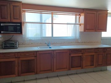 Casa en Venta Esquina en Jardines del Bosque con Excelente Ubicación