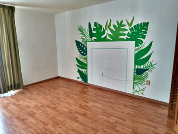 Casa en Venta Esquina en Jardines del Bosque con Excelente Ubicación