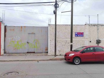 TERRENO EN VENTA A UNOS PASOS DE ACCESO NORTE, LATERAL CARRETERA A MATEHUALA Y AVENIDA MEXICO