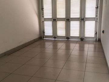 Rumah Minimalis Modern di Kawasan Mandiri Summarecon Bandung