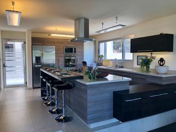 Casa en Venta de tres recamaras y amplio jardín en Vista Real