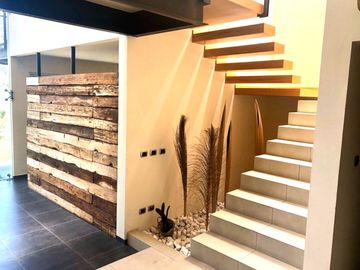 Casa en Venta de tres recamaras y amplio jardín en Vista Real