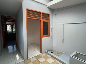 Rumah second siap huni  di Bintara Bekasi Barat