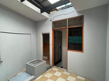 Rumah second siap huni  di Bintara Bekasi Barat