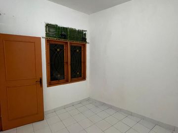 Rumah second siap huni  di Bintara Bekasi Barat