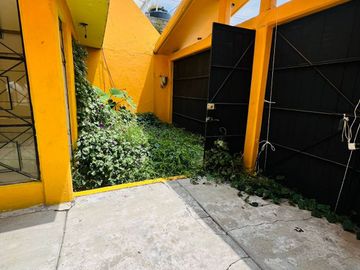 Casa En Venta | Terreno 123 M2 | Jardines De Morelos Secc. Lagos
