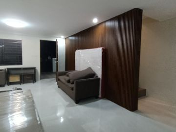 5br House for sale in Laguna Bel Air 2 with 2 Car Garage