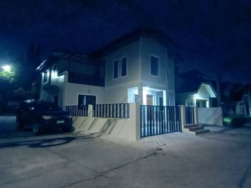 5br House for sale in Laguna Bel Air 2 with 2 Car Garage