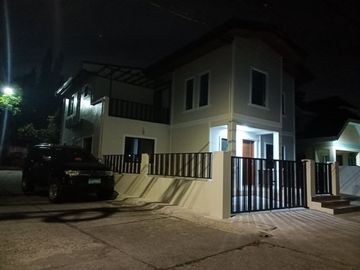 5br House for sale in Laguna Bel Air 2 with 2 Car Garage