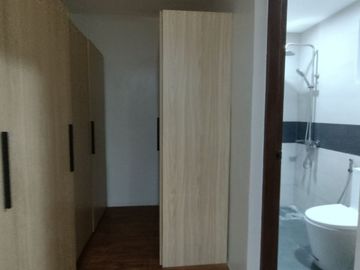 5br House for sale in Laguna Bel Air 2 with 2 Car Garage