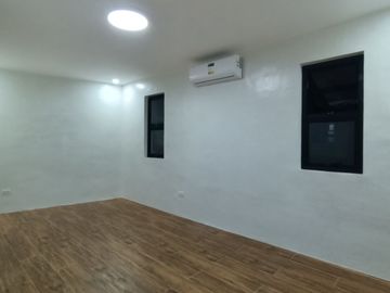 5br House for sale in Laguna Bel Air 2 with 2 Car Garage