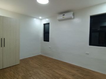 5br House for sale in Laguna Bel Air 2 with 2 Car Garage