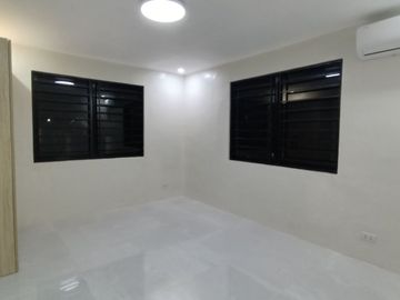 5br House for sale in Laguna Bel Air 2 with 2 Car Garage