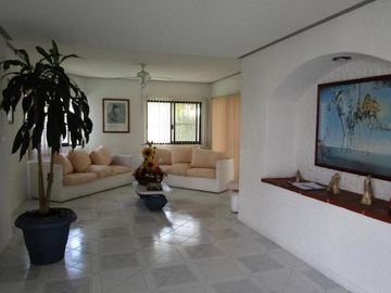 SE VENDE CASA EN ZENZONTLE #50, FRACC LOMAS DE COCOYOC