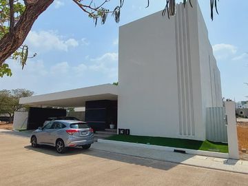 CASA EN VENTA, UN SOLO NIVEL, FRACC LA ESCONDIDA, 4 RECAMARAS, TUXTLA GUTIERREZ, CHIAPAS