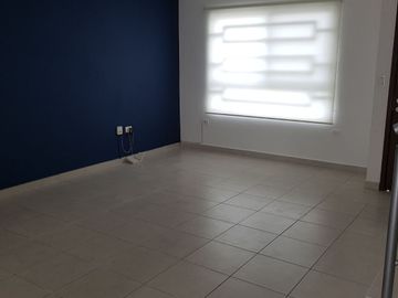 VENTA CASA SONTERRA CON EXCEDENTE