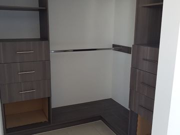 VENTA CASA SONTERRA CON EXCEDENTE