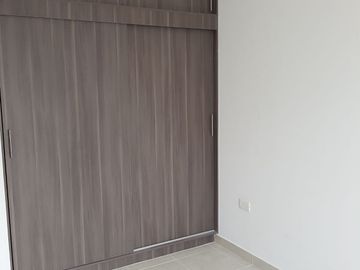 VENTA CASA SONTERRA CON EXCEDENTE