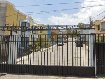 SE VENDE CASA HABITACION
