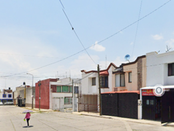 SE VENDE CASA HABITACION