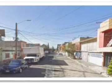 VENTA DE CASA EN IMPLORACION, BENITO JUAREZ, CD. NEZAHUALCOYOTL. EDOMEX. NO CREDITOS.