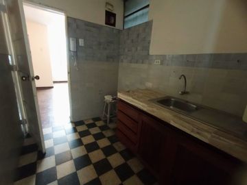 En venta Departamento de 92.85 m2 por remodelar en Pueblo Libre