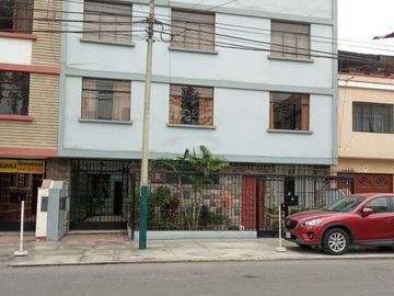 En venta Departamento de 92.85 m2 por remodelar en Pueblo Libre