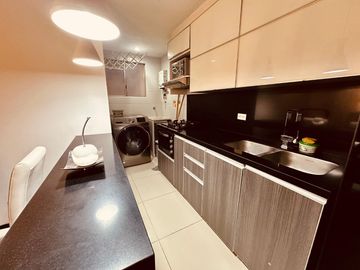 Aquilo Apartamento Amoblado en Poblado -  Ciudad del Río