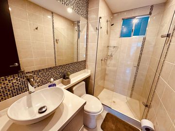 Aquilo Apartamento Amoblado en Poblado -  Ciudad del Río