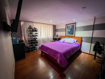 SE VENDE ESPECTACULAR CASA RESIDENCIAL Y COMERCIAL