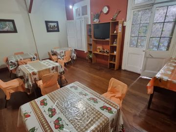 Se Vende Hostal en Centro de la Serena.