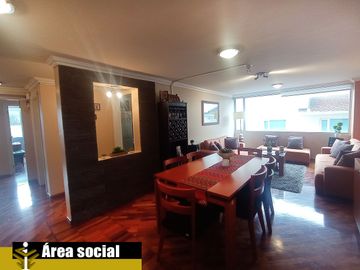 Departamento de venta Santa Lucia, zona residencial, cerca colegios, avenidas, 4 dormitorios