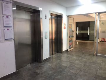SE VENDE LINDO DEPARTAMENTO DUPLEX, MODERNO EDIFICIO – CERCADO DE LIMA