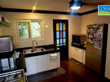 Nice 3 bedroom Alabang Hills House For Sale near Skyway, Alabang Town Center and Filinvest City