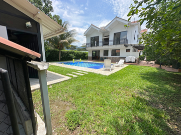 impecable casa campestre en la vereda vanguardia