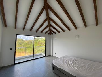 Venta de casa campestre en Marinilla vereda Las Mercedes