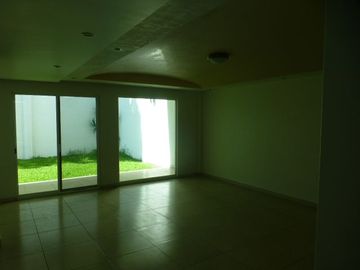 ‼️Super Oferta‼️ Casa en venta Fraccionamiento La Floresta de $ 7,400,000.00 (Ahora) $ 7,000,000.00
