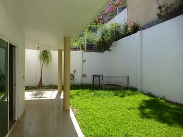 ‼️Super Oferta‼️ Casa en venta Fraccionamiento La Floresta de $ 7,400,000.00 (Ahora) $ 7,000,000.00