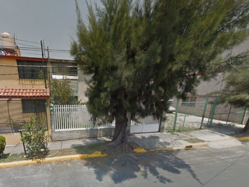 CASA EN VENTA, COL. VIVEROS DEL VALLE, TLALNEPANTLA DE BAZ, ESTADO DE MÉXICO
