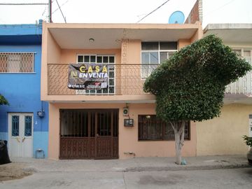 Casa en VENTA en Peñitas, León, Guanajuato.