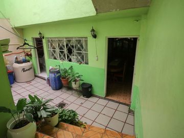 Casa en VENTA en Peñitas, León, Guanajuato.
