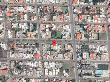 VENTA DE CASA EN AV 2000, FRACCIORAMA, SAN FRANCISCO DE CAMPECHE. CAMPECHE. NO CREDITOS.