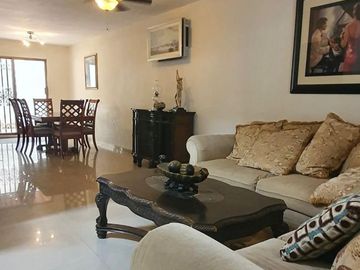 Casa en venta al poniente de Hermosillo en Villas del Mediterráneo